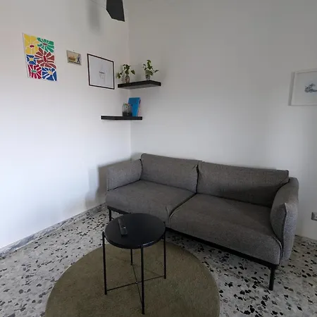 Apartamento Casa Sauro, Upper Floor, Near The Stadium *
